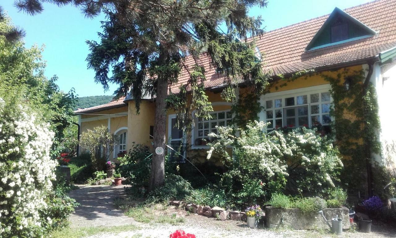 Villa-Magdi Vendégház Révfülöp Exterior foto