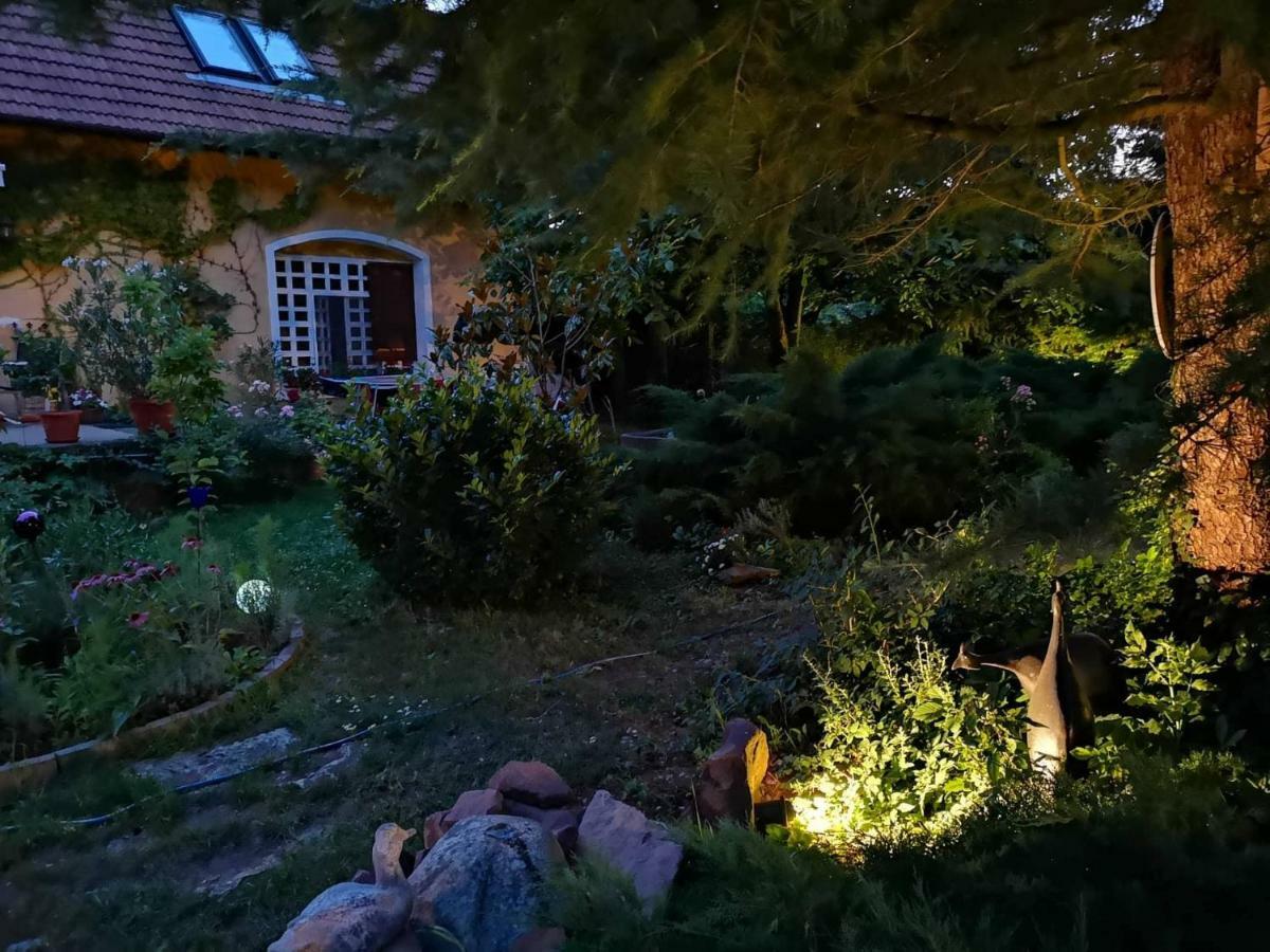 Villa-Magdi Vendégház Révfülöp Exterior foto